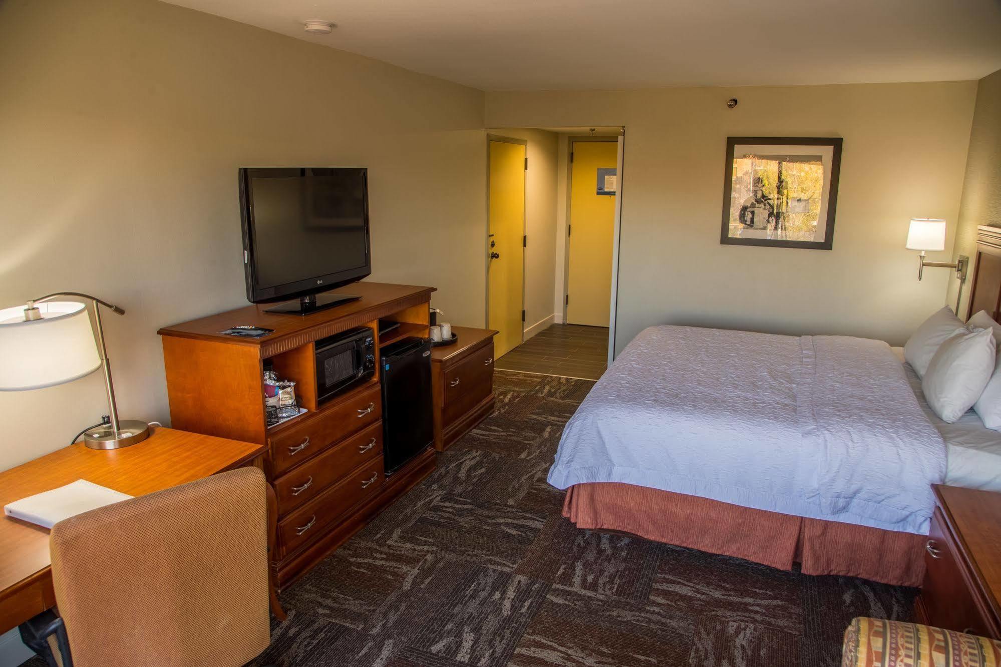 Hampton Inn Oak Ridge Knoxville Exterior foto